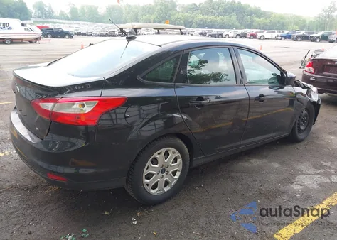 2012 Ford Focus Se z USA, uszkodzony, nr VIN 1FAHP3F28CL312066